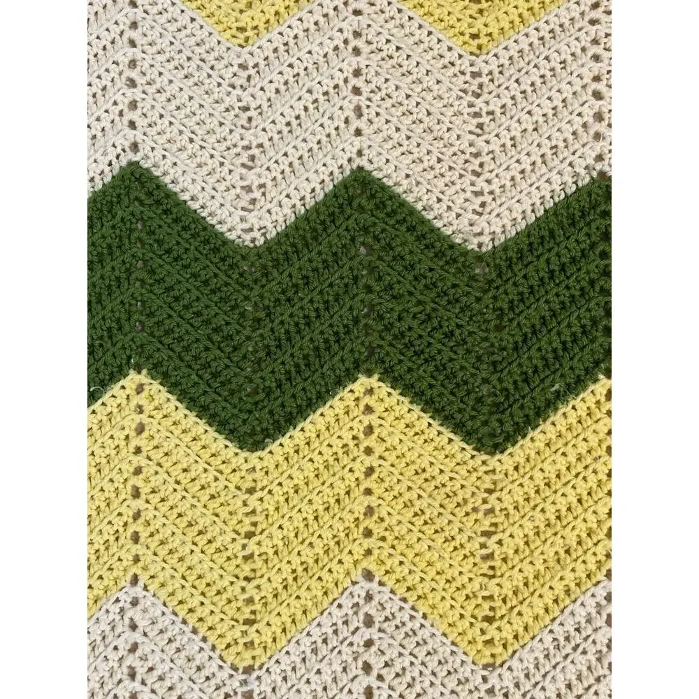 Vintage Afghan Throw Blanket Chevron Cottage Grandma Green Bay Packers Avocado